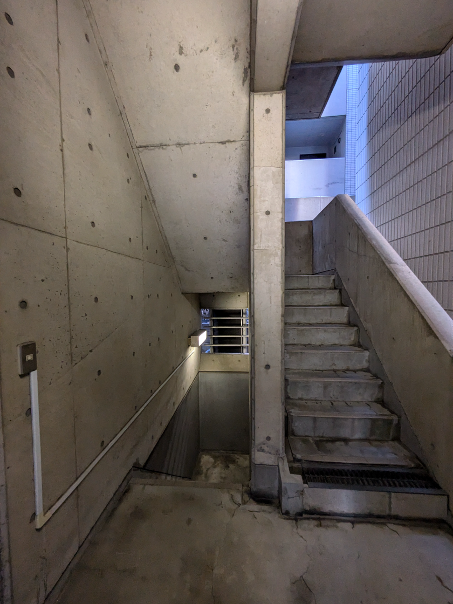 v20250611023000/fresh/building/J00100375856_14