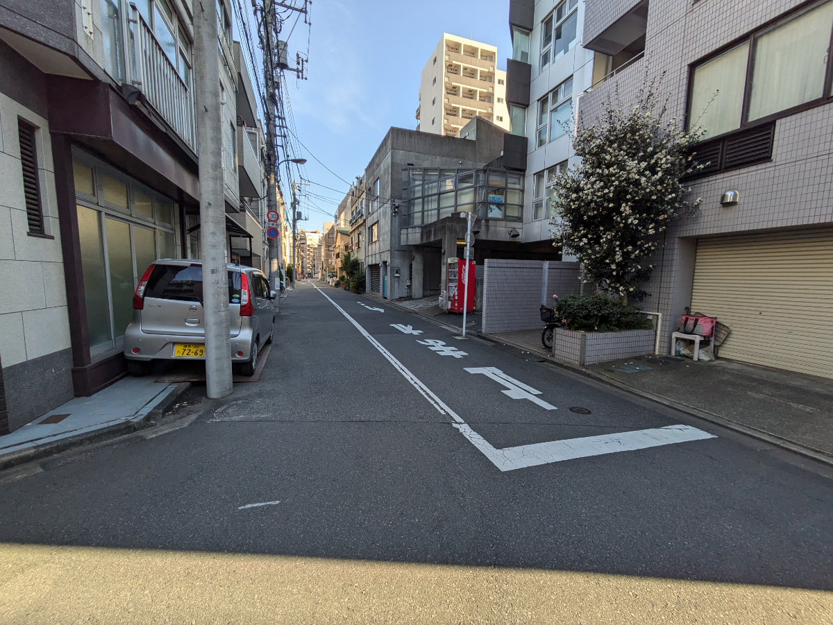 v20250611023000/fresh/building/J00100378194_12