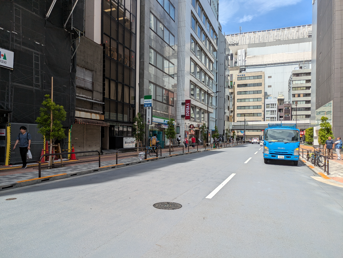 v20250611023000/fresh/building/J00100389647_14