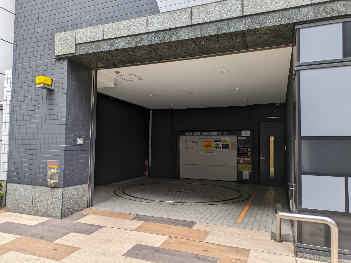 v20250611023000/fresh/building/J00100428164_9
