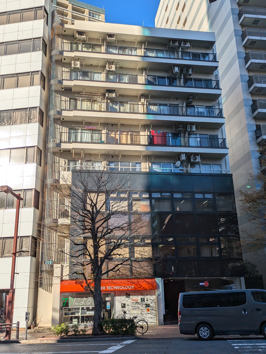 v20250611023000/fresh/building/J00100496766_1