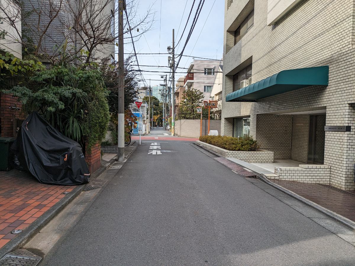 v20250611150815/fresh/building/J00100364041_17