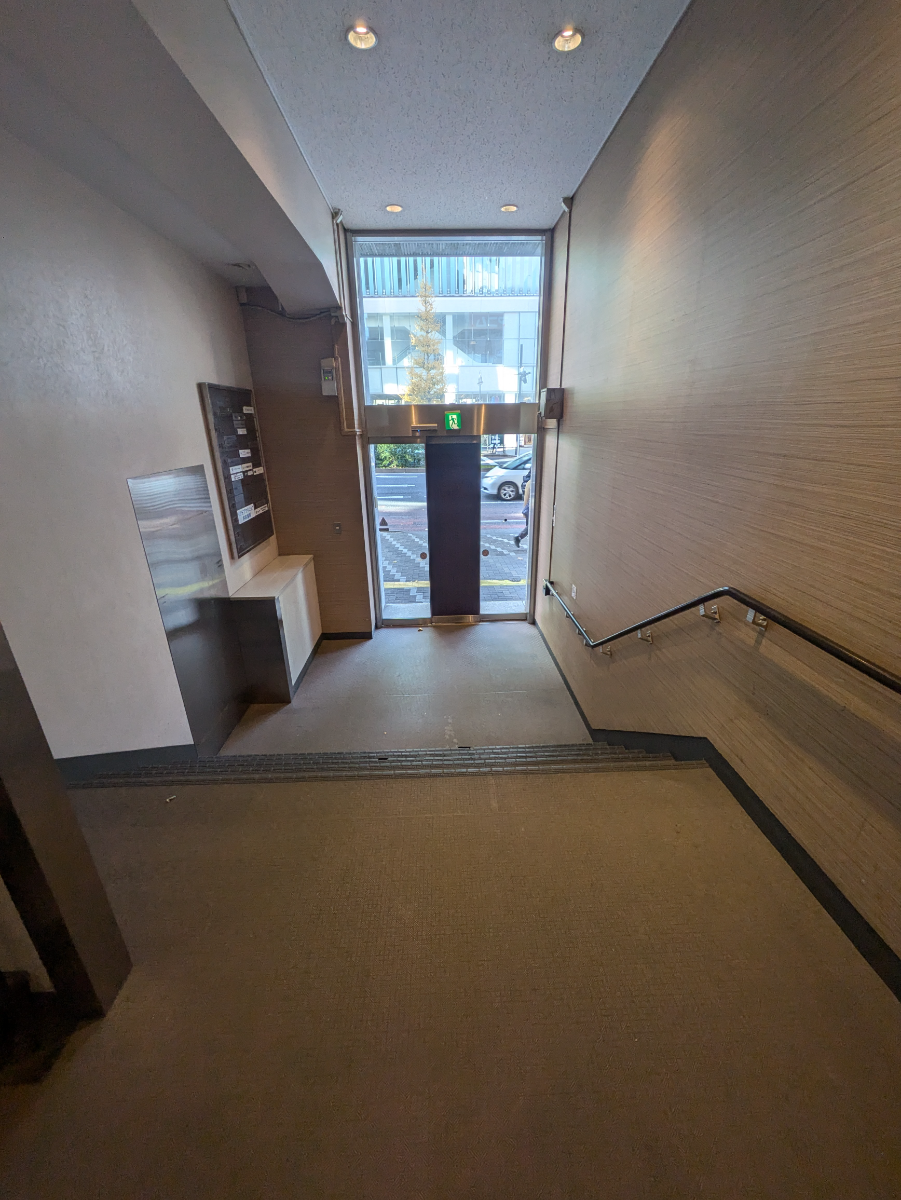v20250611150815/fresh/building/J00100366947_14