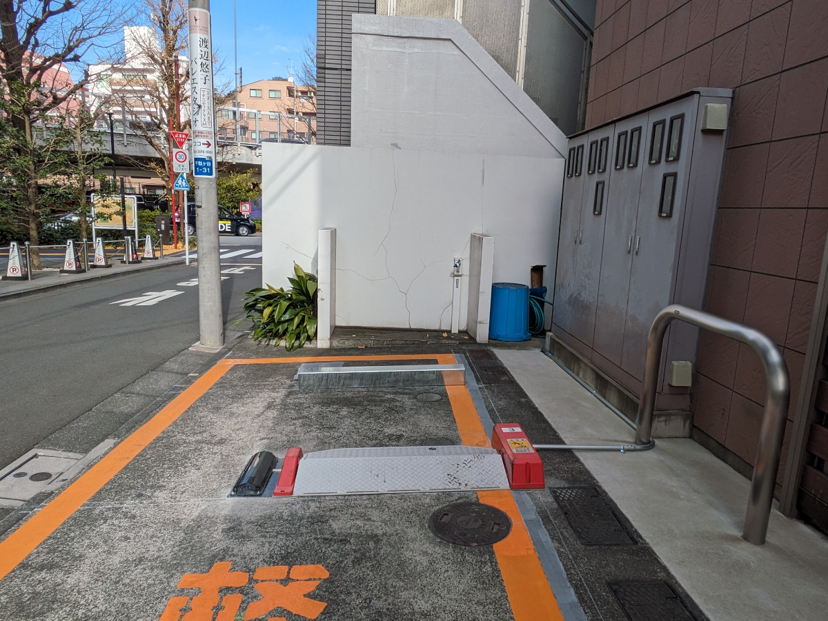 v20250611150815/fresh/building/J00100367758_14