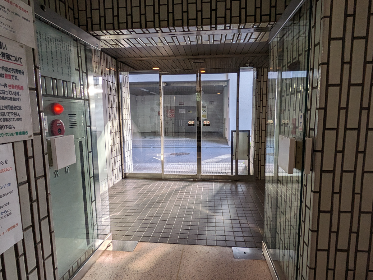 v20250611150815/fresh/building/J00100369605_12