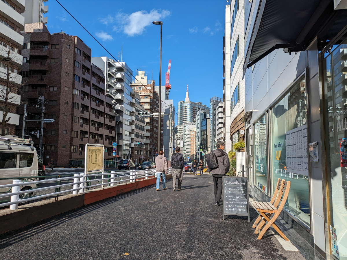 v20250611150815/fresh/building/J00100371339_15