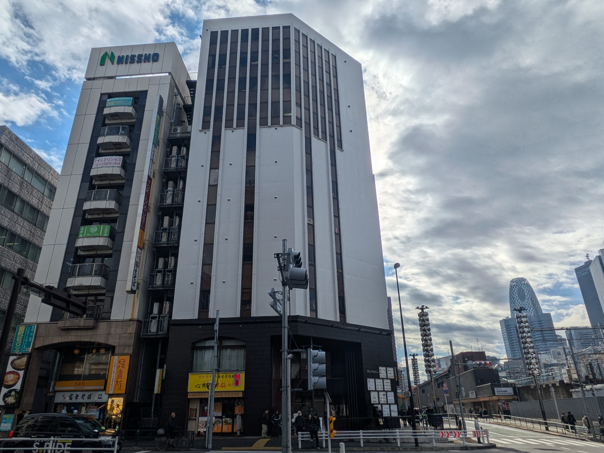 v20250611150815/fresh/building/J00100373968_14