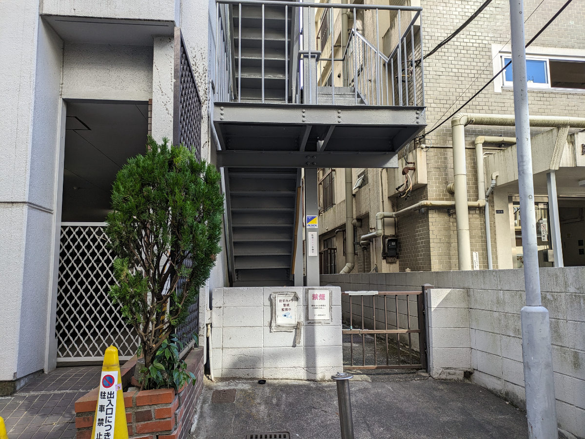 v20250611150815/fresh/building/J00100374077_9
