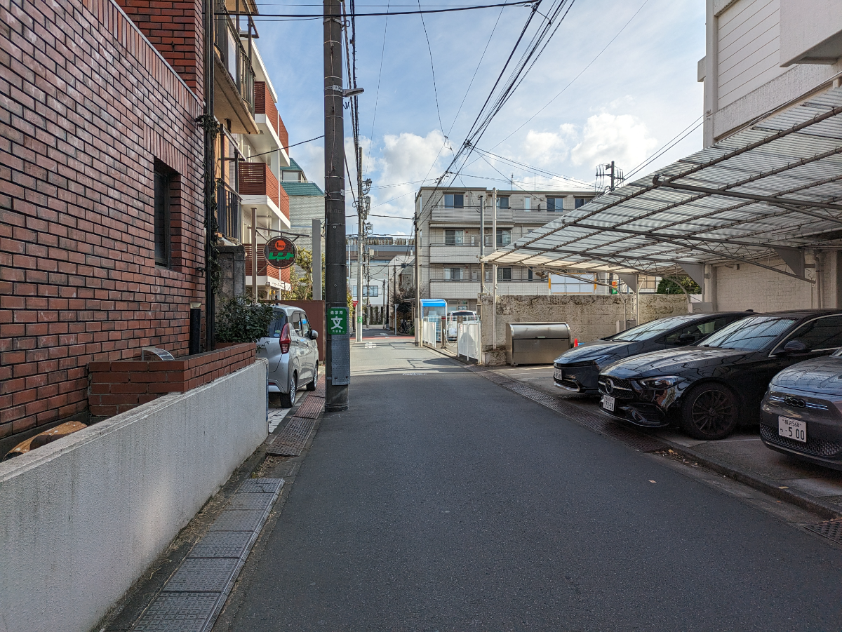 v20250611150815/fresh/building/J00100374737_2