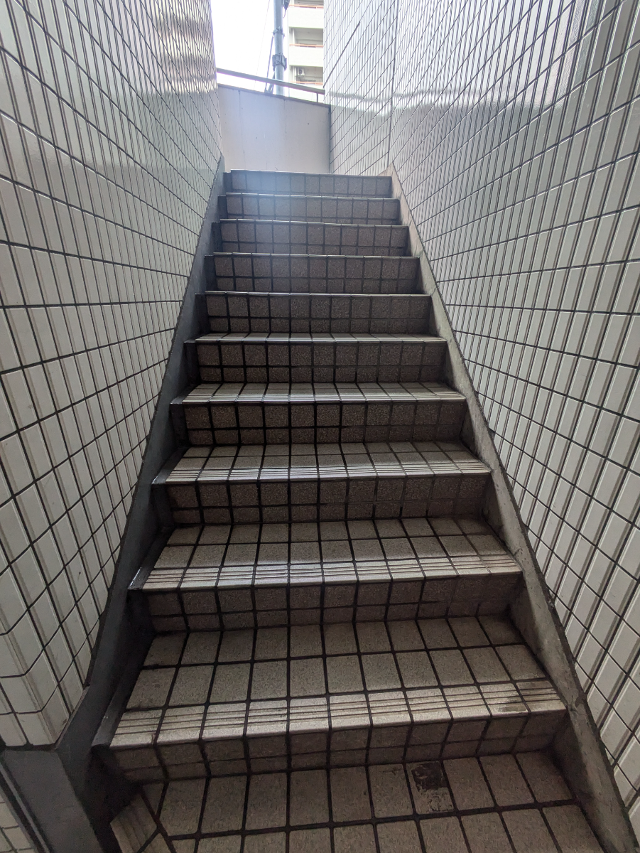 v20250611150815/fresh/building/J00100376740_9