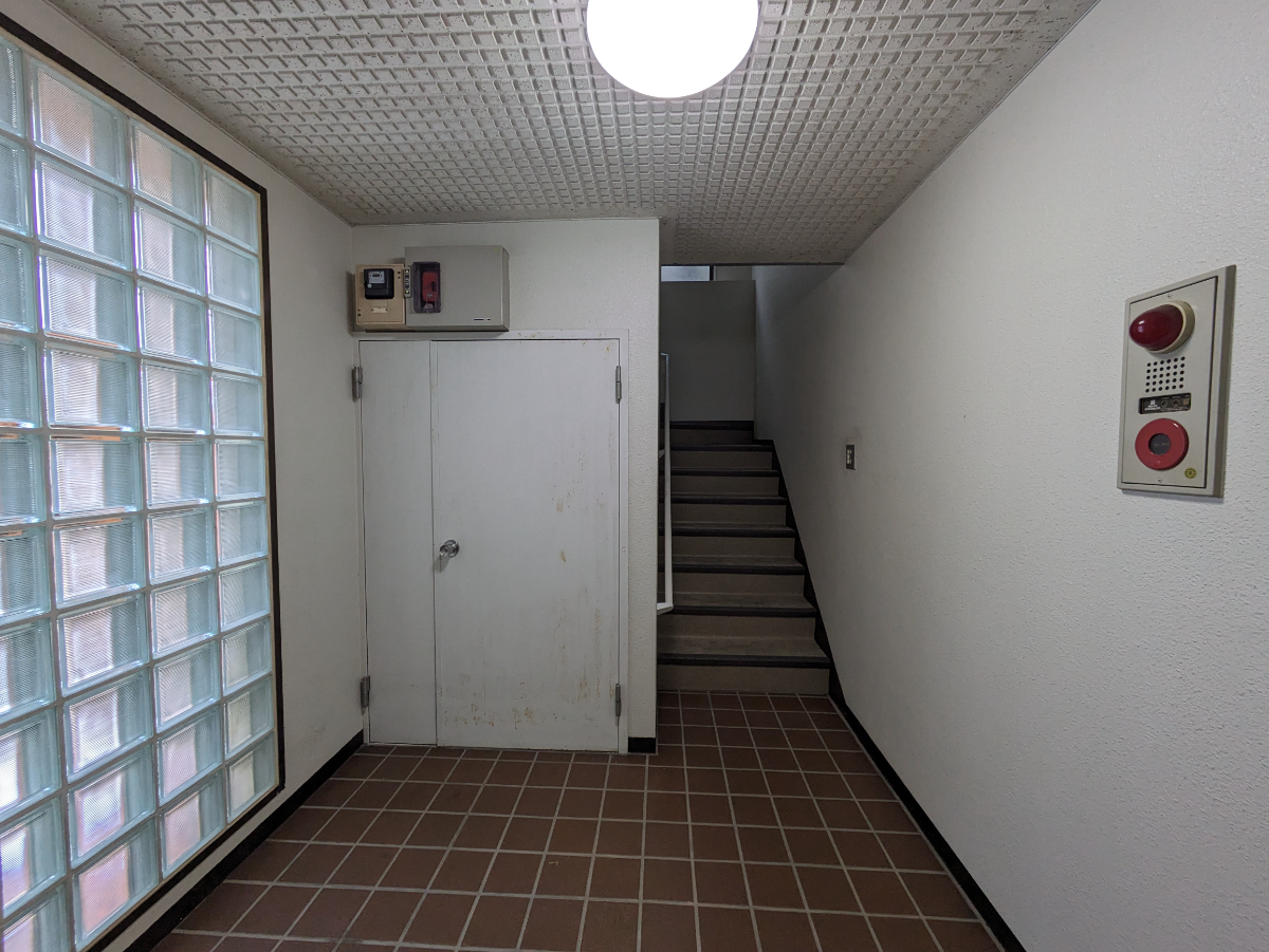v20250611150815/fresh/building/J00100377034_5