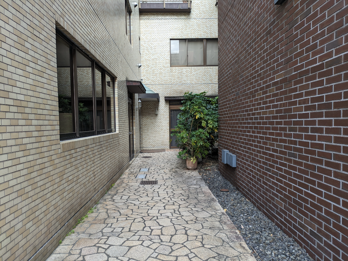 v20250611150815/fresh/building/J00100377034_8