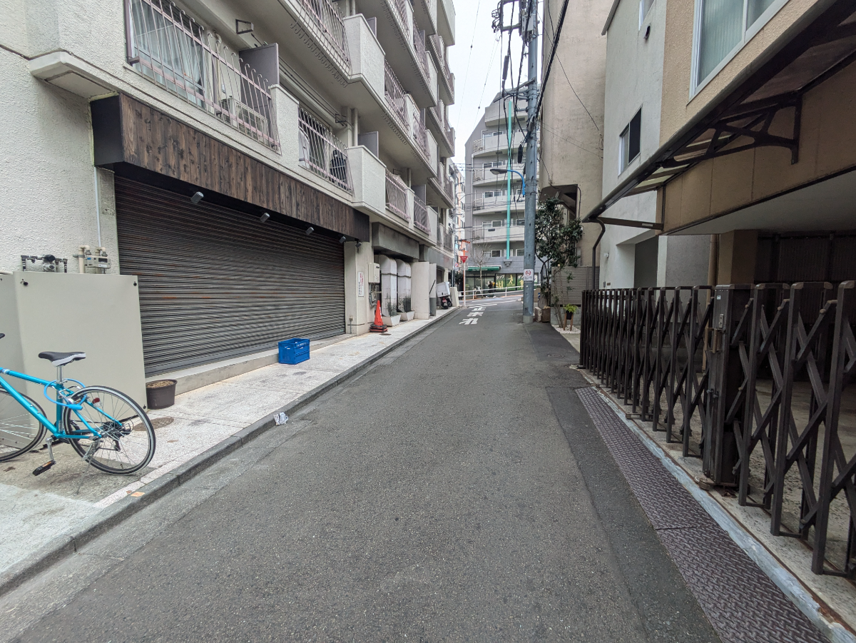 v20250611150815/fresh/building/J00100378188_15