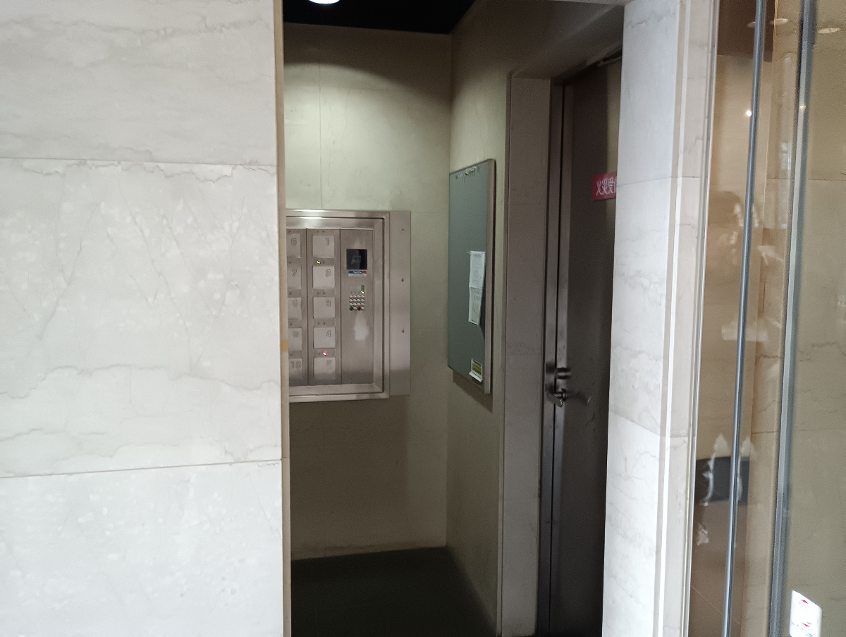 v20250611150815/fresh/building/J00100390547_8