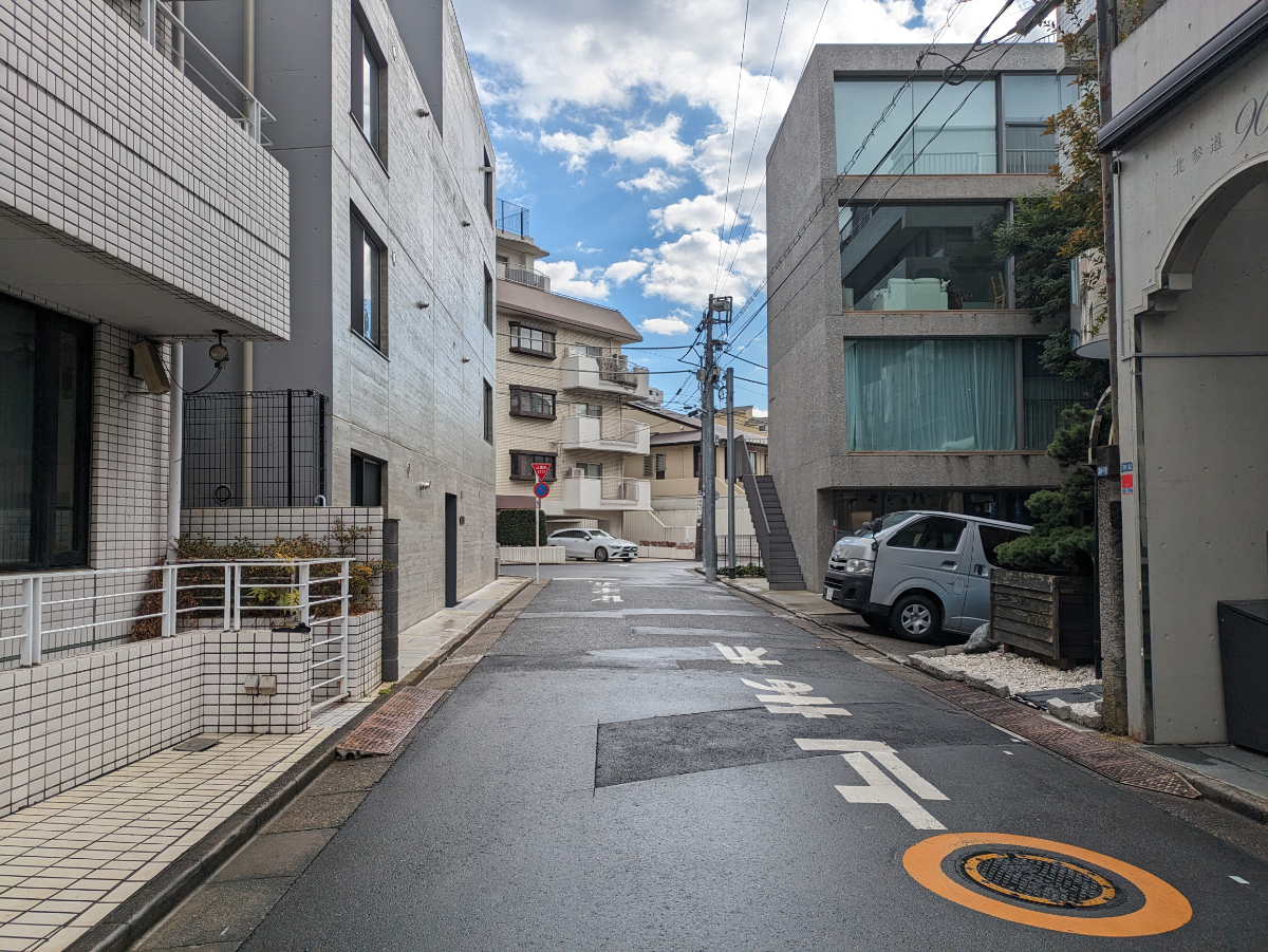 v20250611150815/fresh/building/J00100391980_9