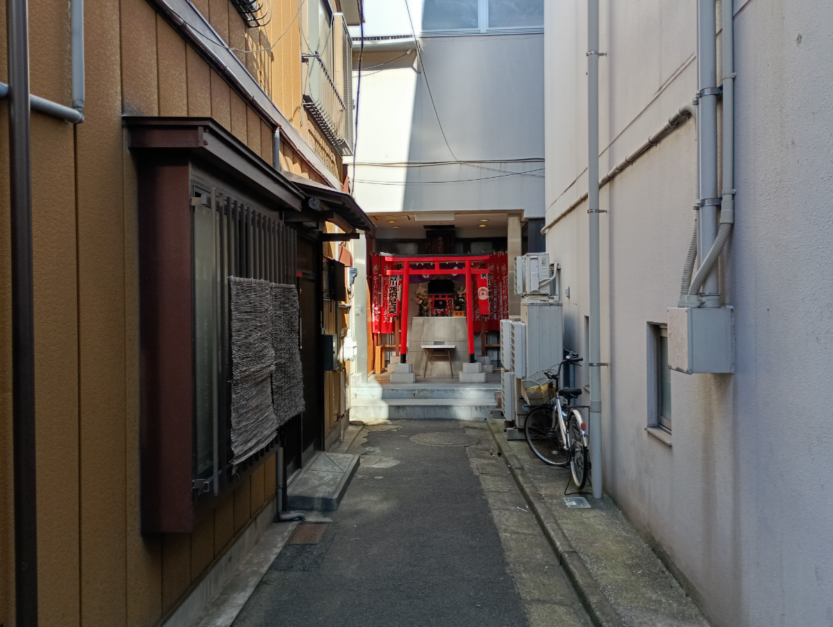 v20250611150815/fresh/building/J00100419221_10