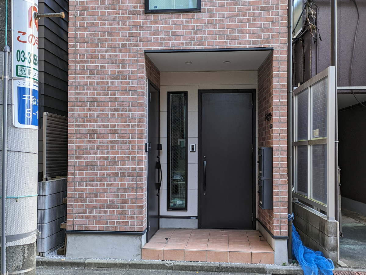 v20250611150815/fresh/building/J00100470056_3