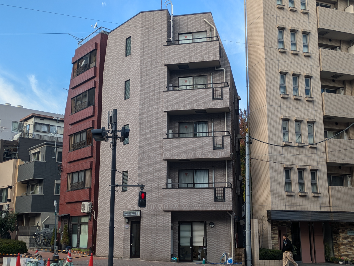 v20250612150701/fresh/building/J00100359028_1