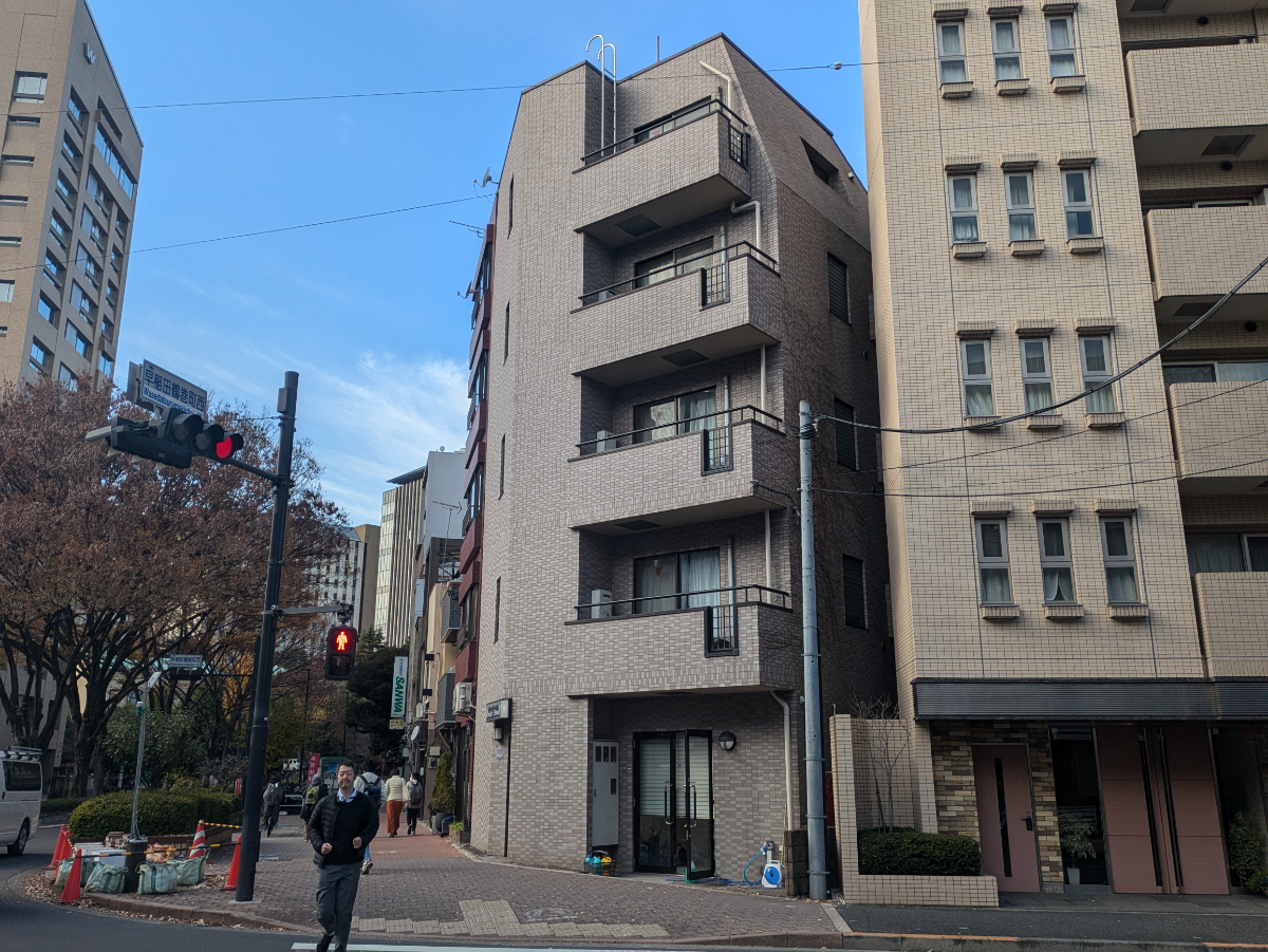 v20250612150701/fresh/building/J00100359028_5