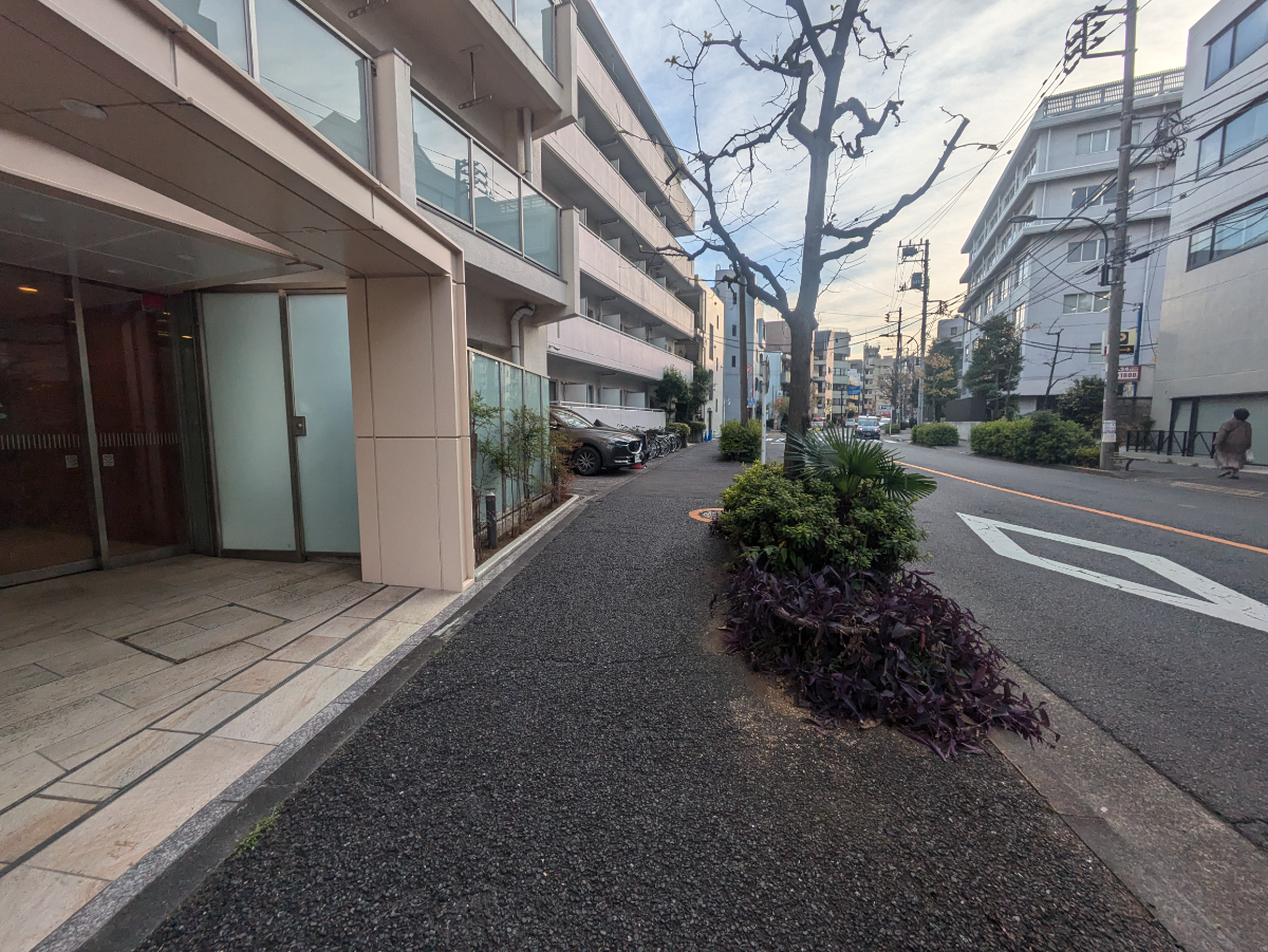 v20250612150701/fresh/building/J00100360846_13