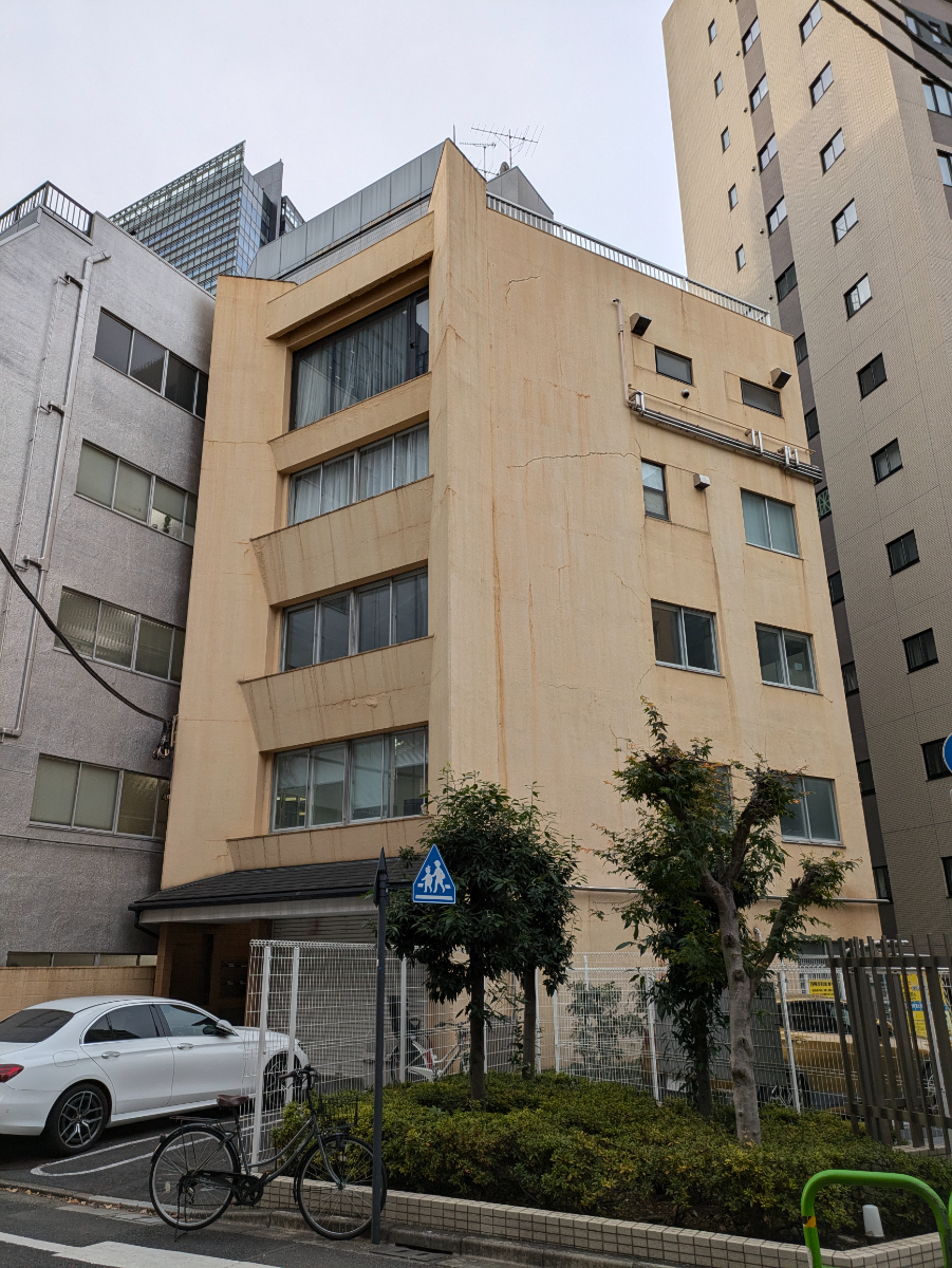 v20250612150701/fresh/building/J00100373205_1