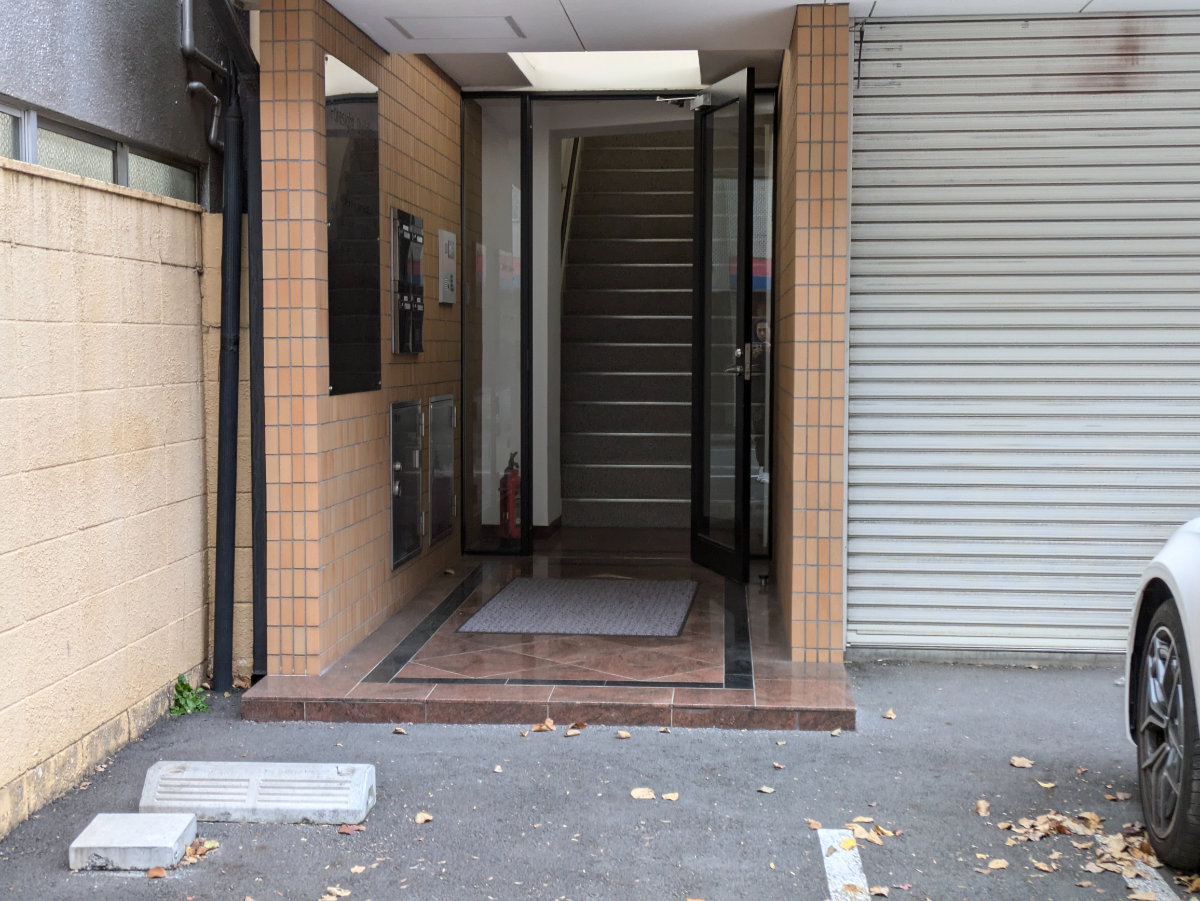 v20250612150701/fresh/building/J00100373205_3