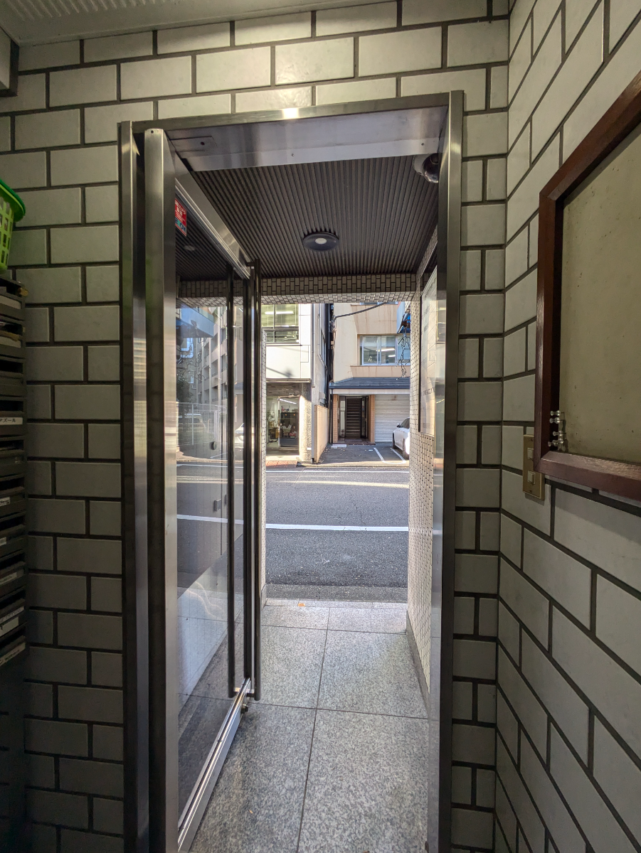 v20250612150701/fresh/building/J00100374266_10