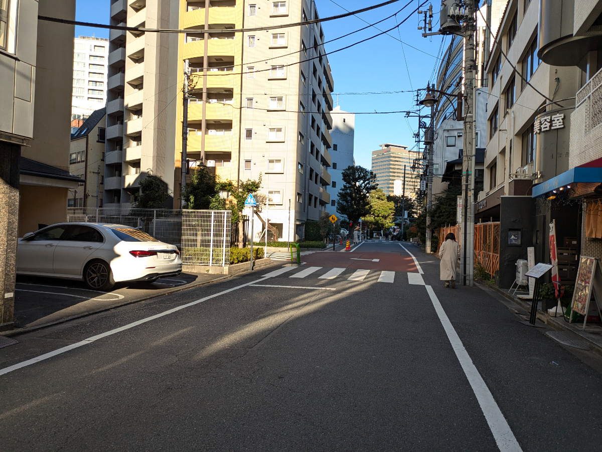 v20250612150701/fresh/building/J00100374266_11