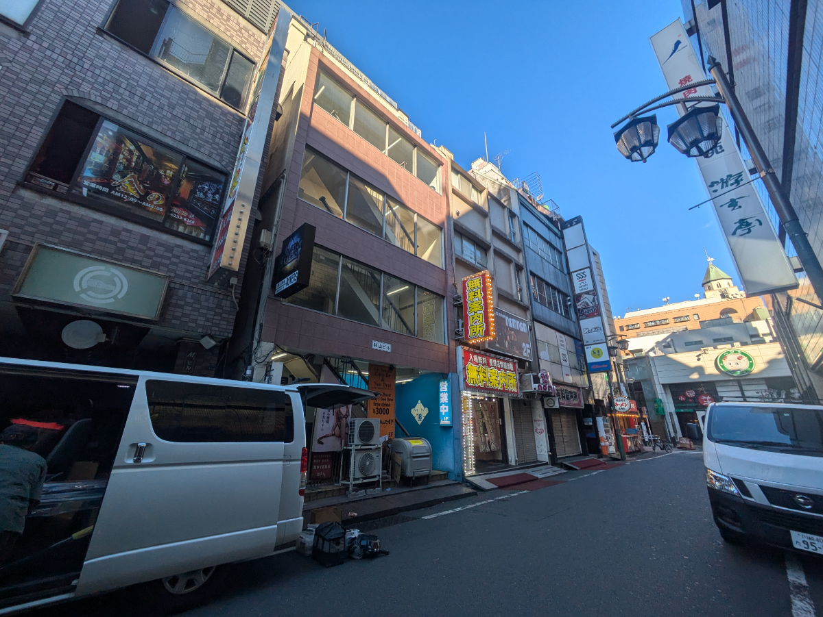 v20250612150701/fresh/building/J00100375261_6