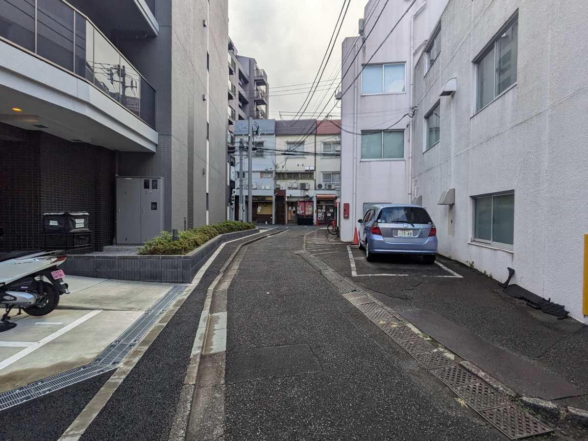 v20250612150701/fresh/building/J00100416943_13