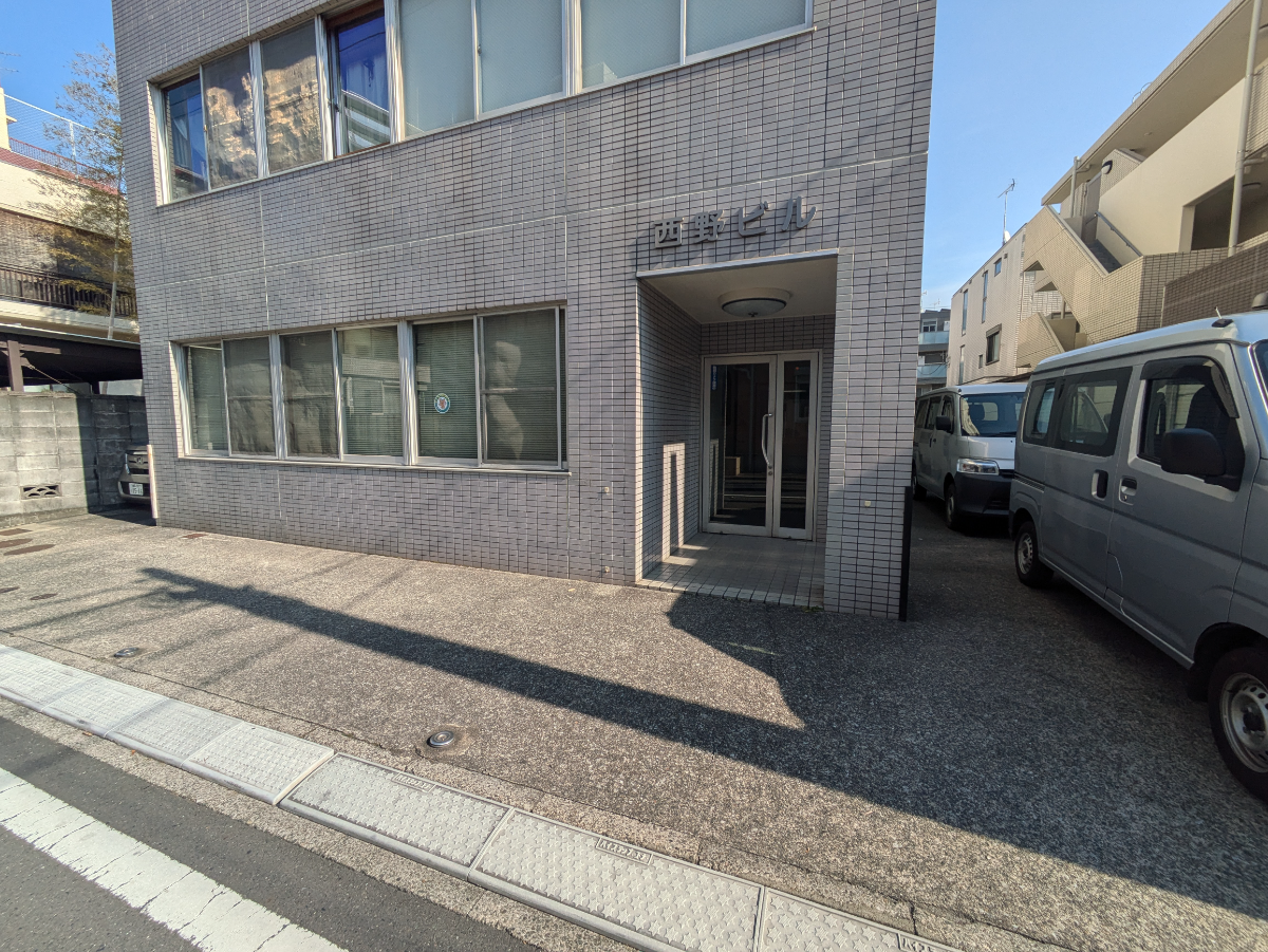 v20250613150713/fresh/building/J00100405338_3