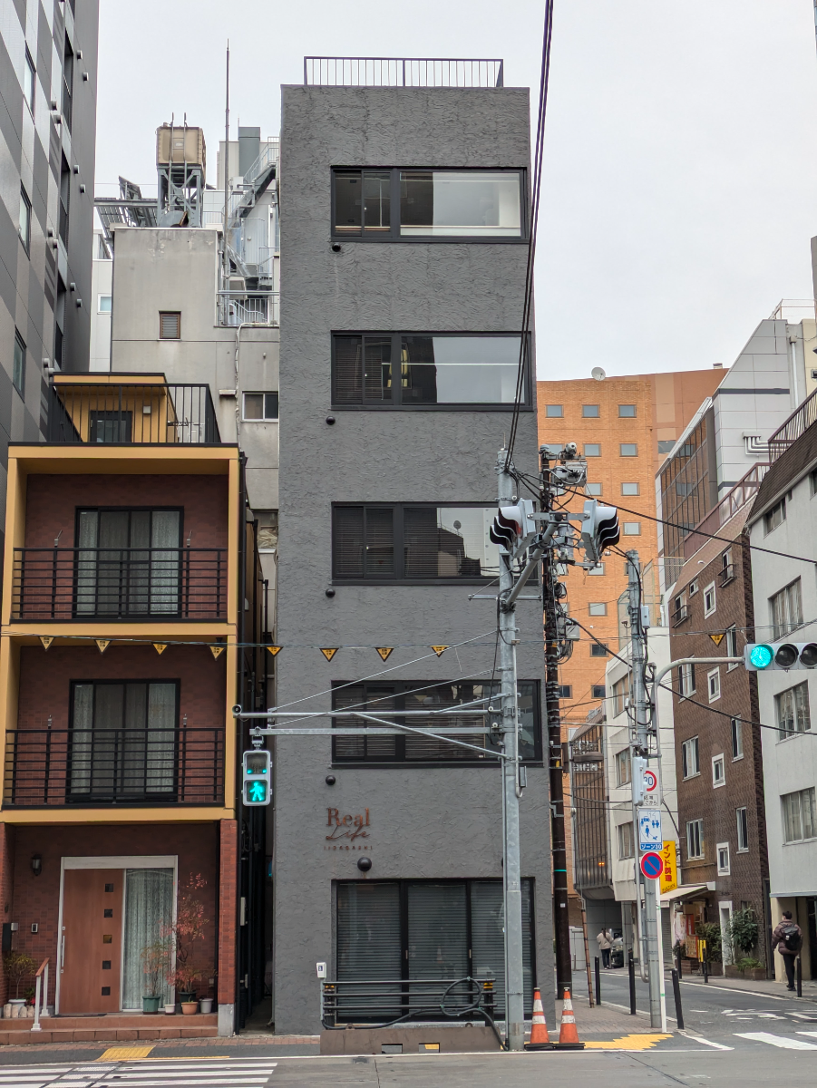 v20250613150713/fresh/building/J00100420562_1