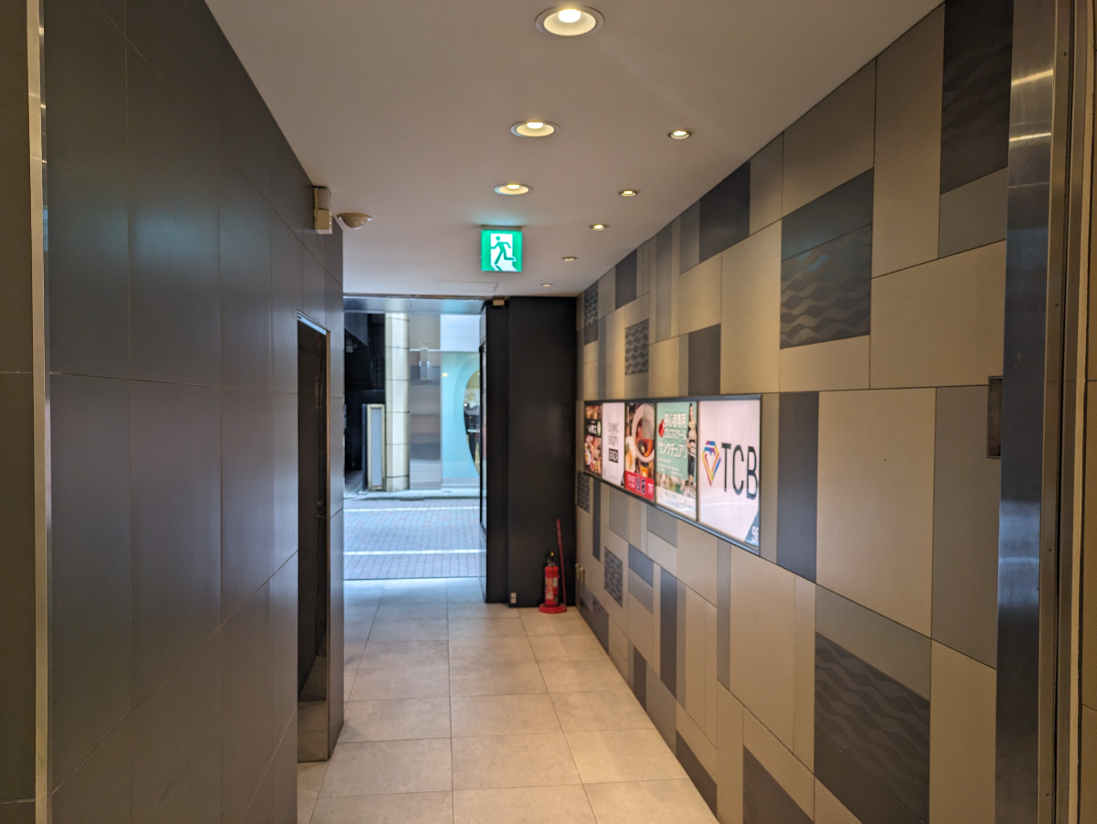 v20250614150551/fresh/building/J00100369228_15