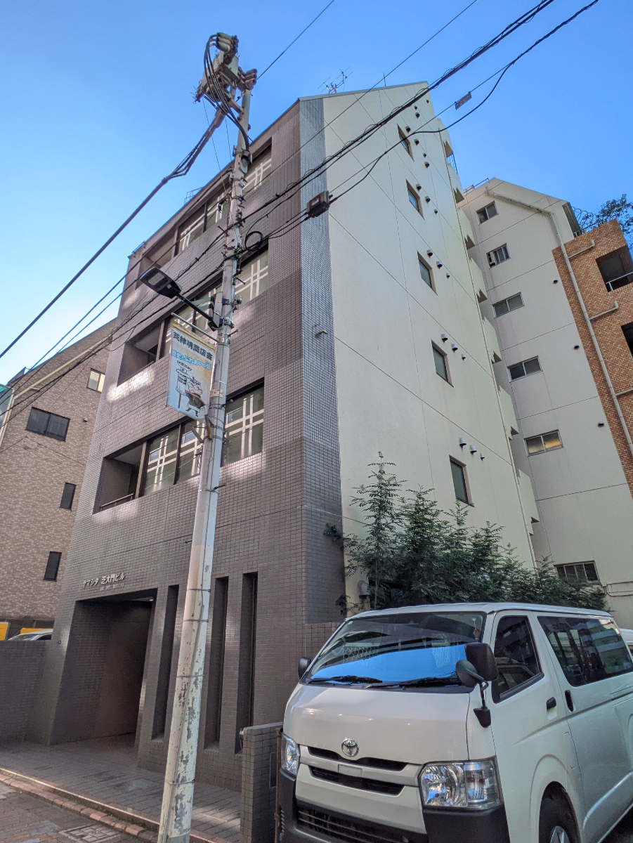 v20250614150551/fresh/building/J00100374758_7