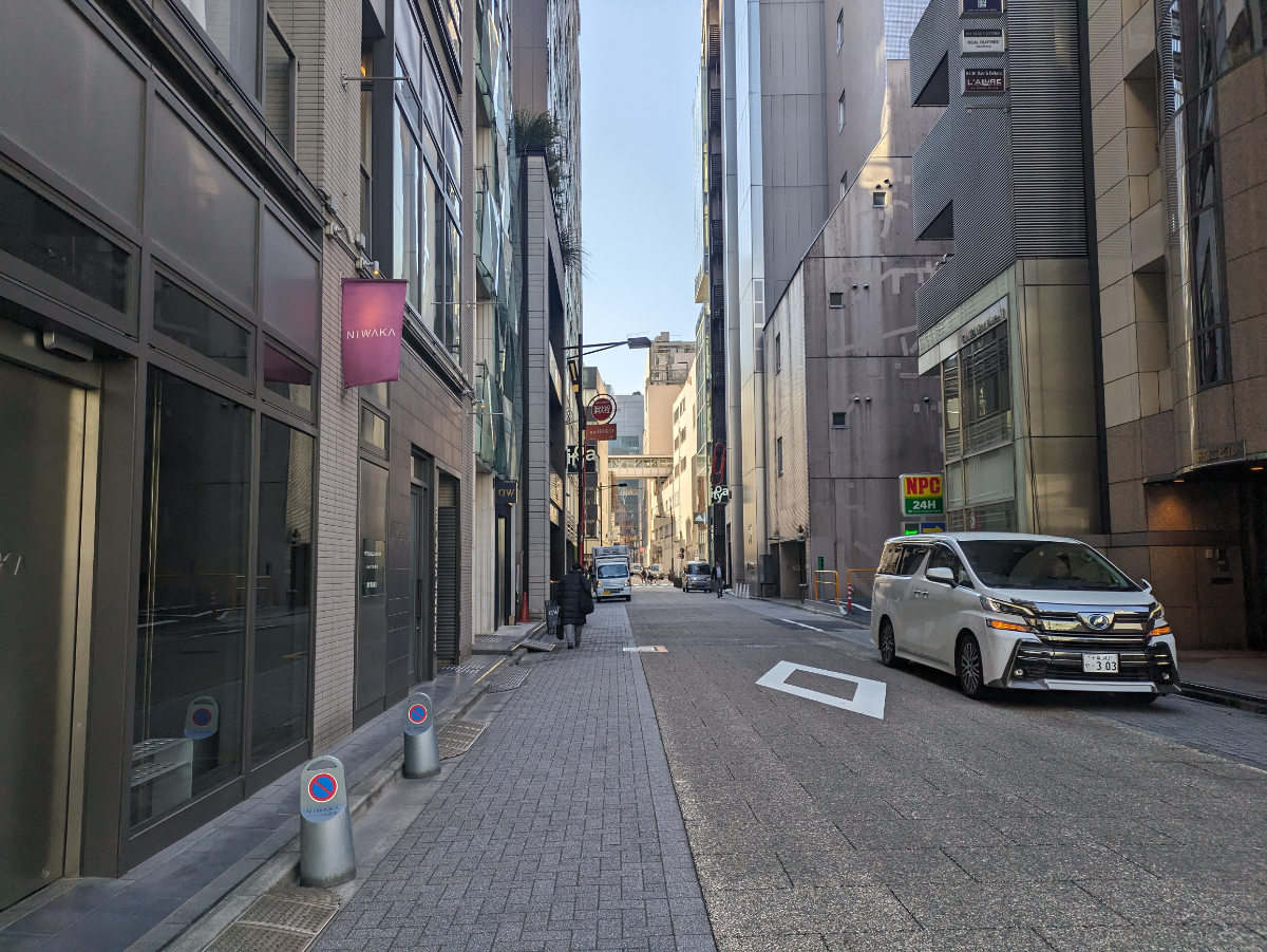 v20250615150553/fresh/building/J00100360377_12