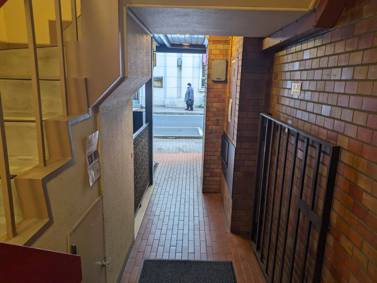 v20250615150554/fresh/building/J00100376053_14