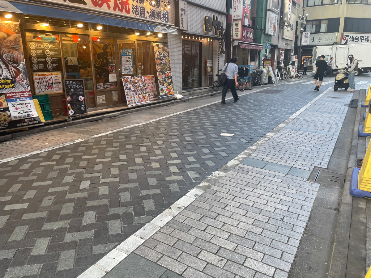 v20250617150704/fresh/building/J00100360993_12