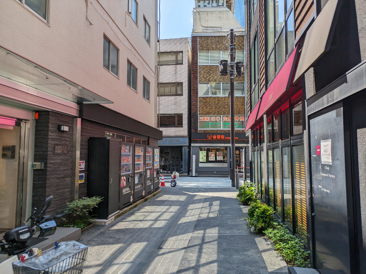v20250618150706/fresh/building/J00100376834_14
