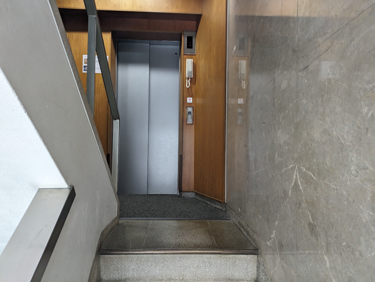 v20250618150706/fresh/building/J00100379088_10