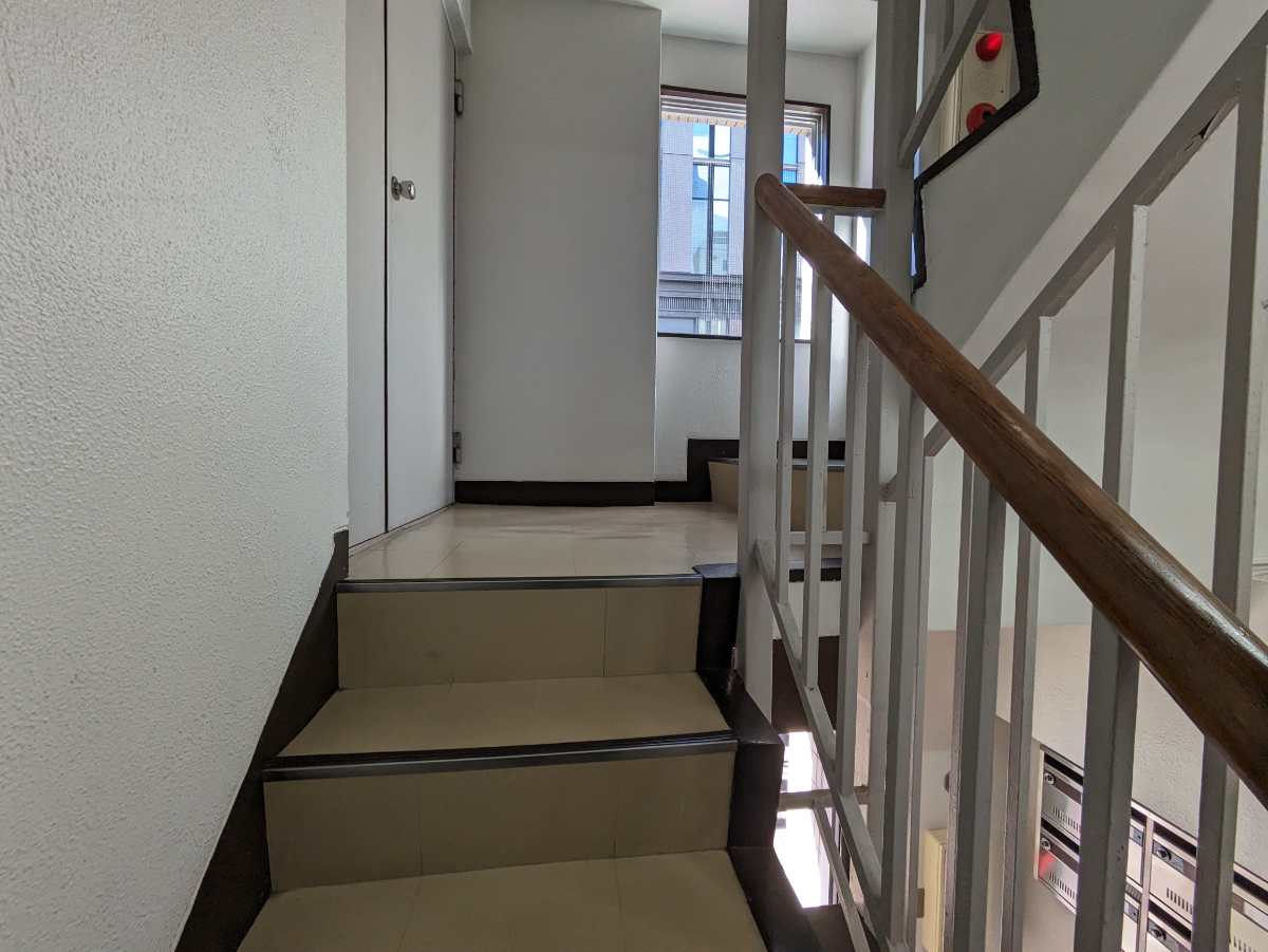 v20250620151407/fresh/building/J00100385284_12