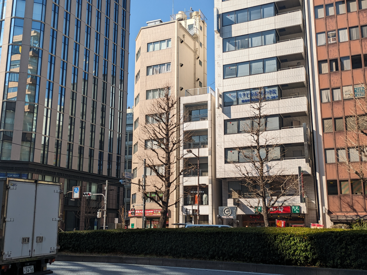 v20250620151407/fresh/building/J00100385284_5