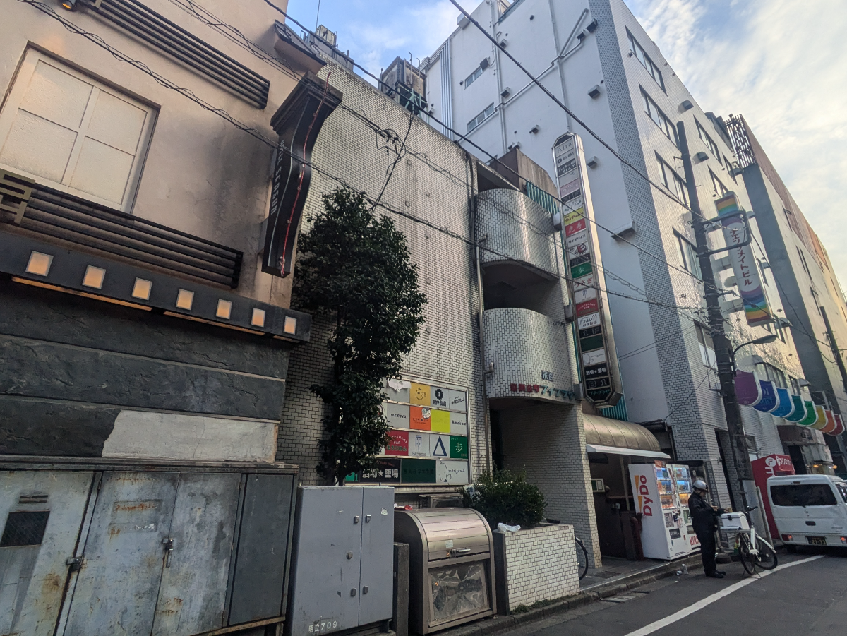 v20250625150905/fresh/building/J00100366380_5
