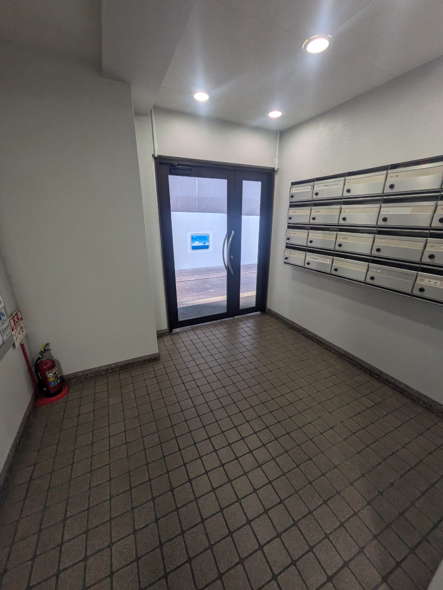 v20250625150905/fresh/building/J00100367884_7