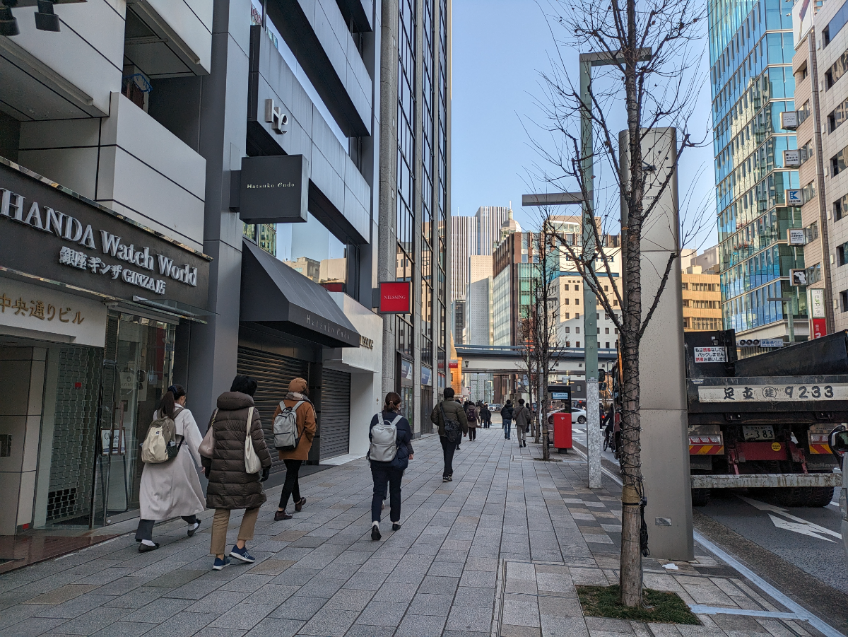 v20250625150905/fresh/building/J00100376367_8