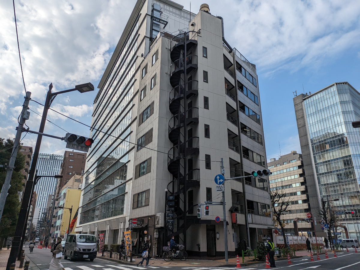v20250625150905/fresh/building/J00100376390_16