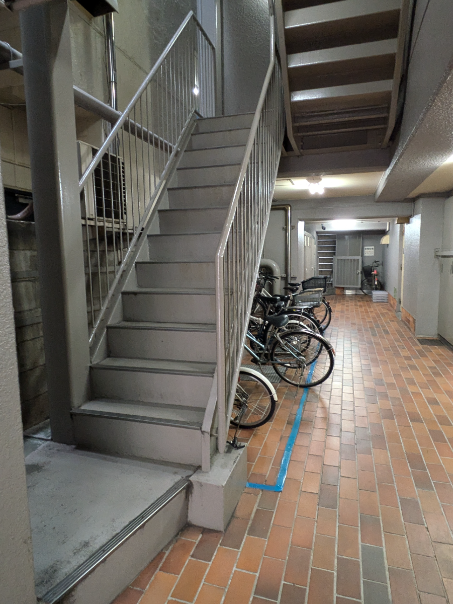 v20250625150905/fresh/building/J00100377378_8