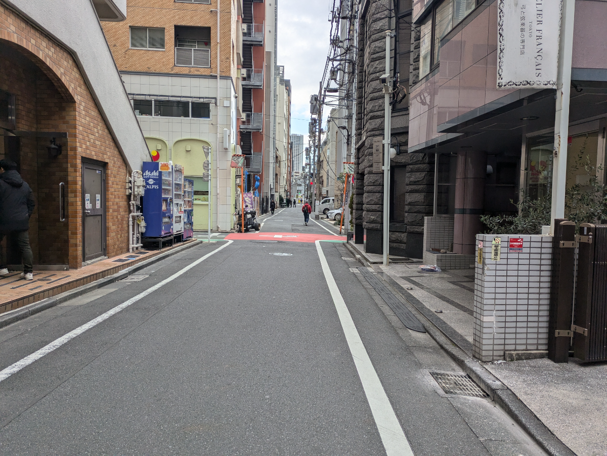 v20250625150905/fresh/building/J00100378389_8