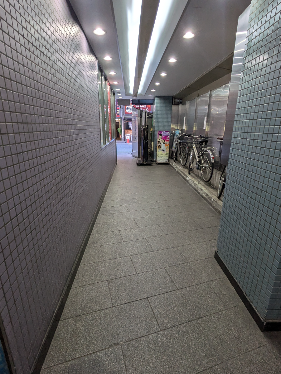 v20250625150905/fresh/building/J00100378623_7