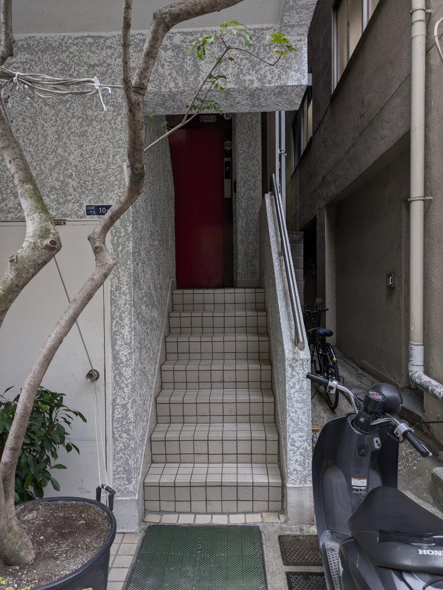 v20250625150905/fresh/building/J00100388314_3