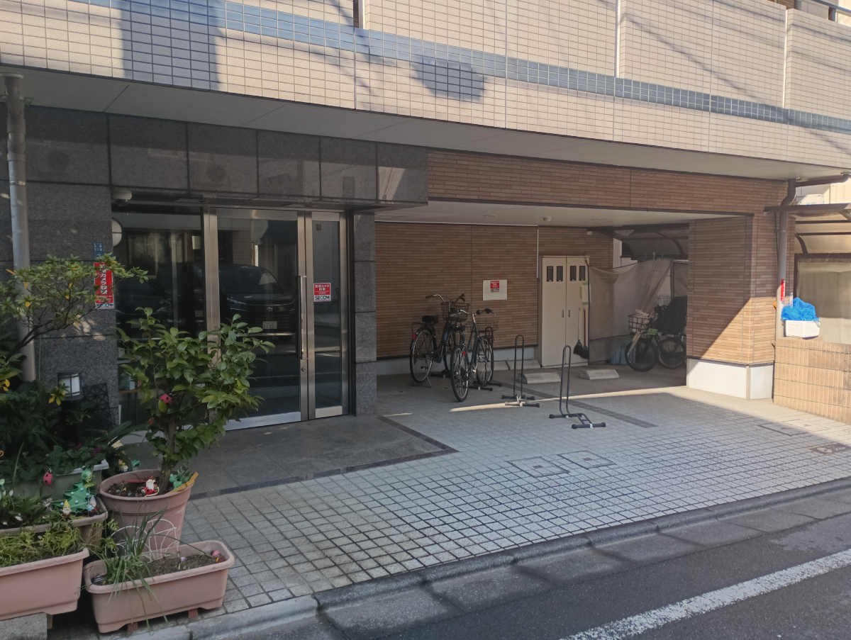 v20250625150905/fresh/building/J00100411998_3